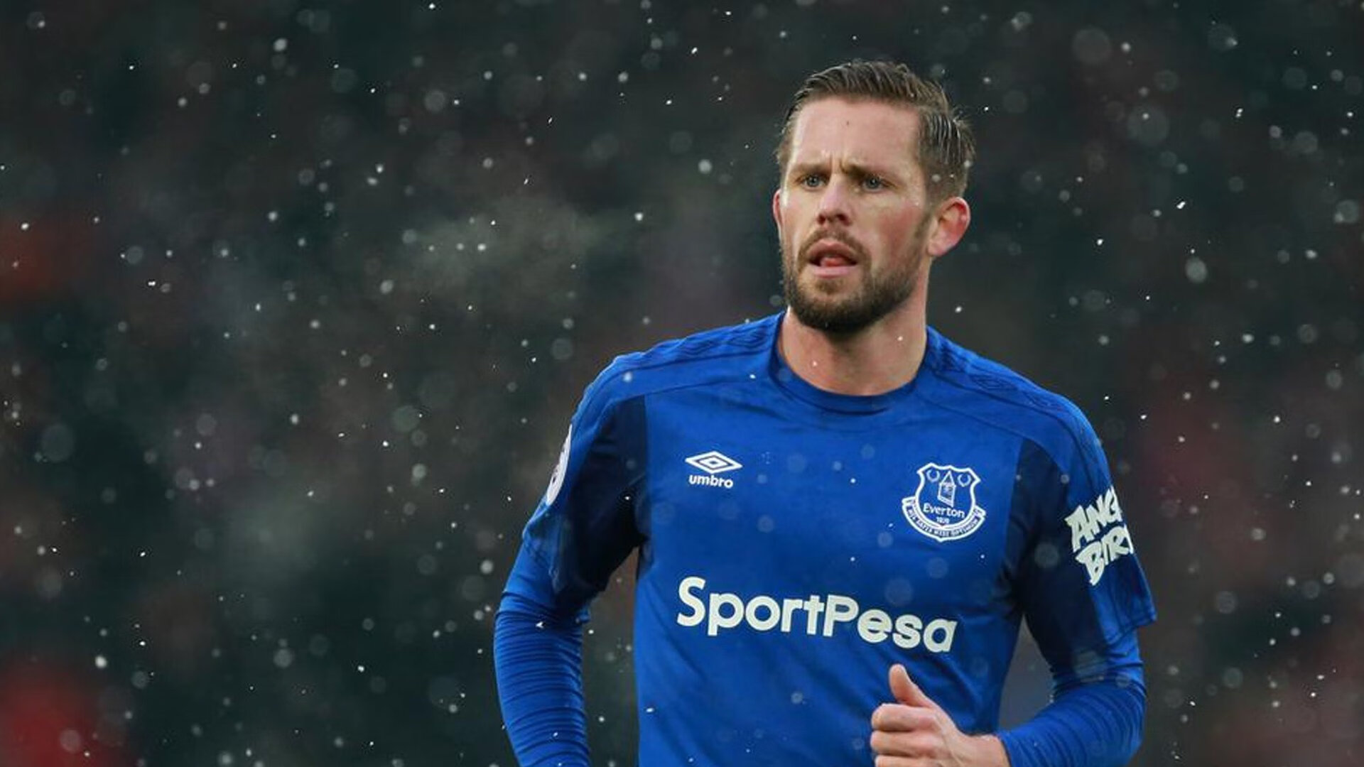 2026世界杯之夜，苏亚雷斯关键战不手软，老将的獠牙与时光的博弈