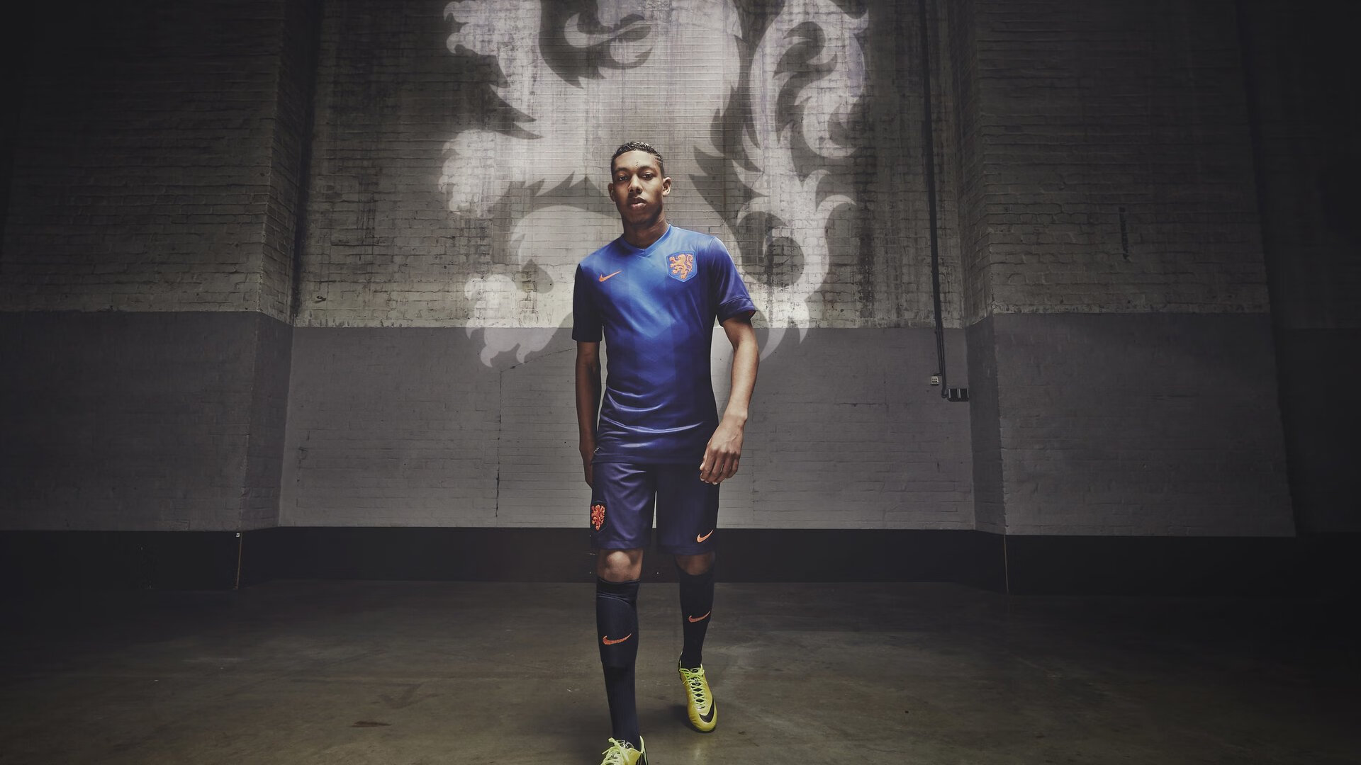 当雄鹿撞上F1，竞技场上的完胜与接管密码